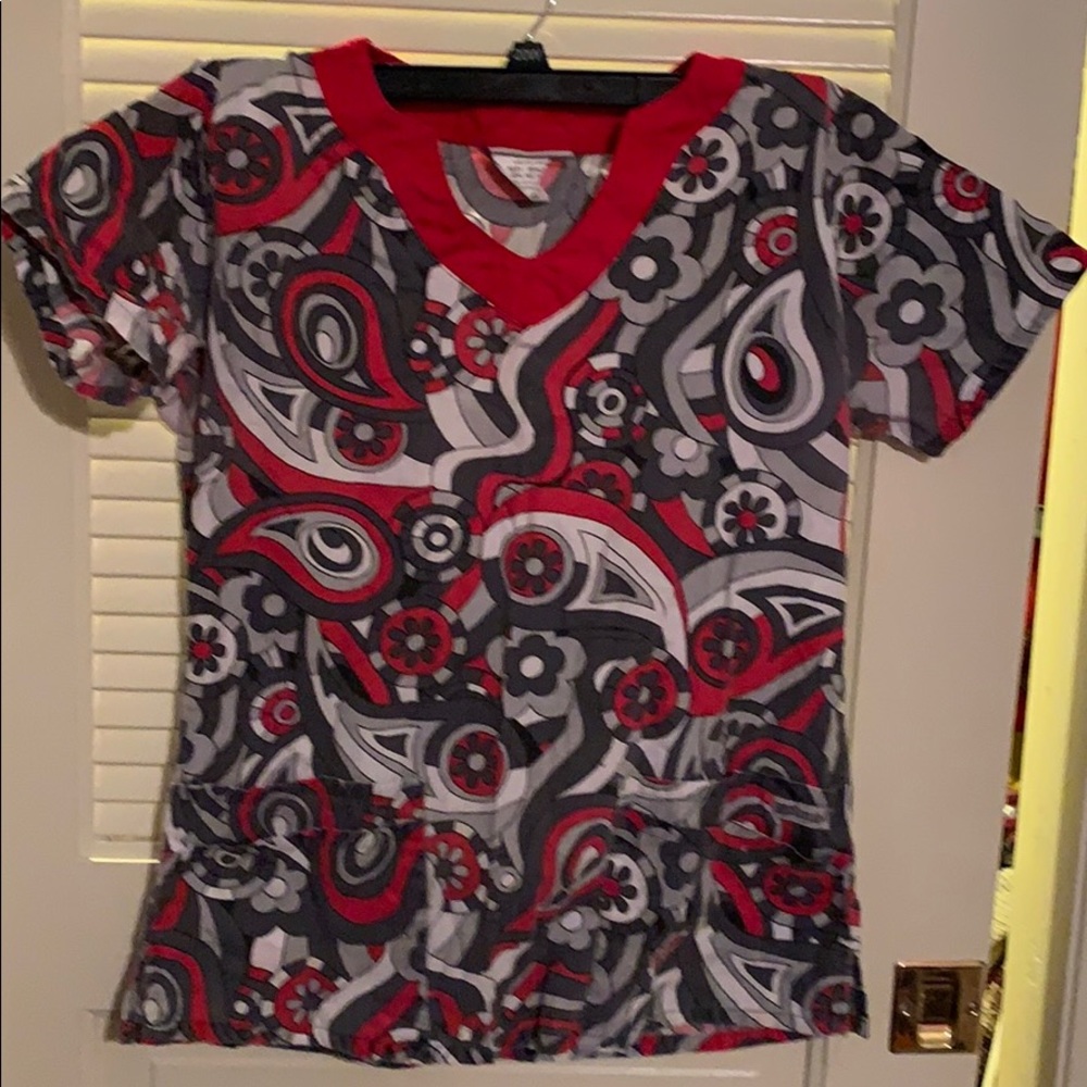 Scrub top